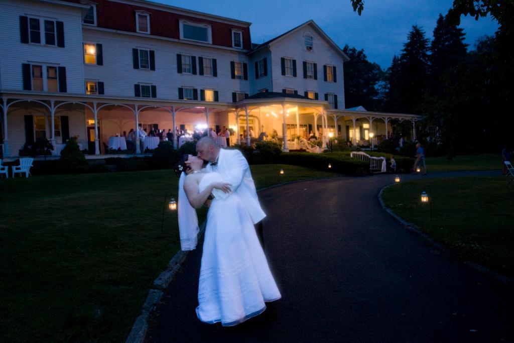 Winter Clove Family Inn Round Top Exterior photo