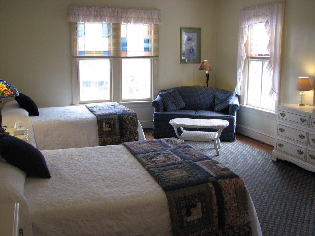 Winter Clove Family Inn Round Top Room photo
