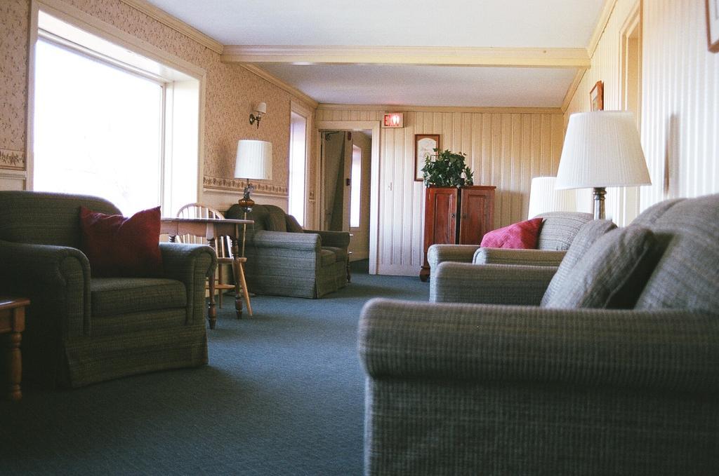 Winter Clove Family Inn Round Top Exterior photo